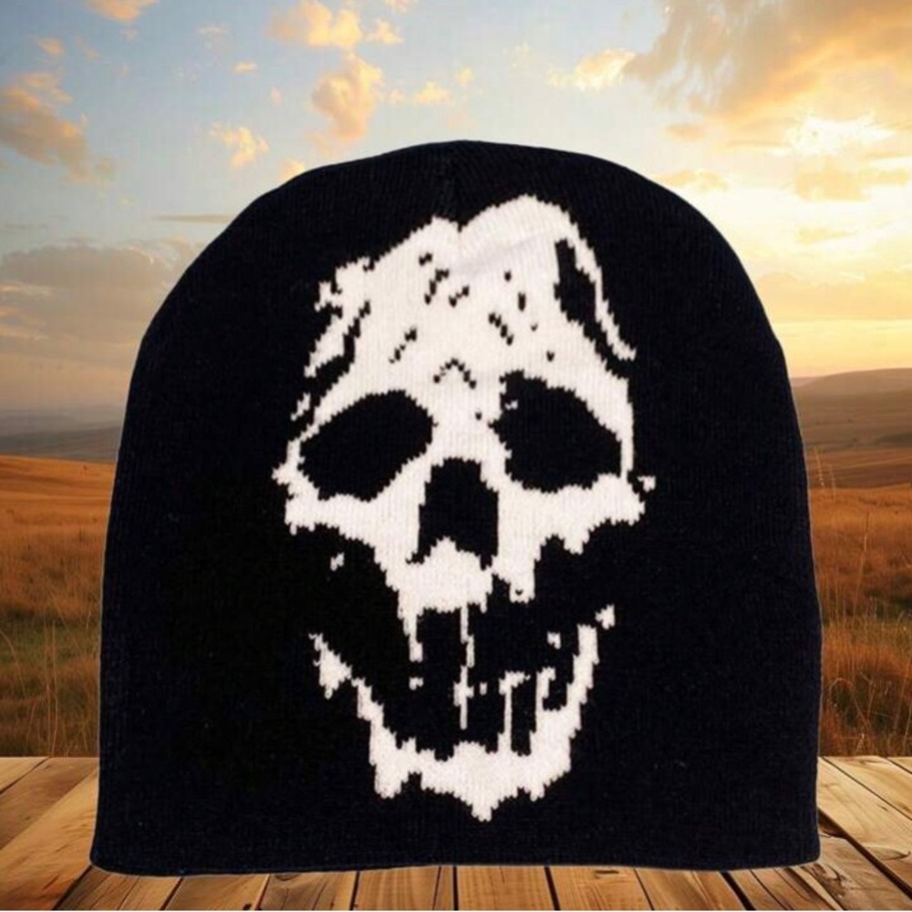 Black and white Skull Knit Beanie - Picture 1 of 1